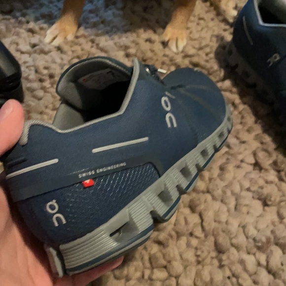 Cloud Waterproof QC Athletic shoes, Size 12 - Picture 5 of 5